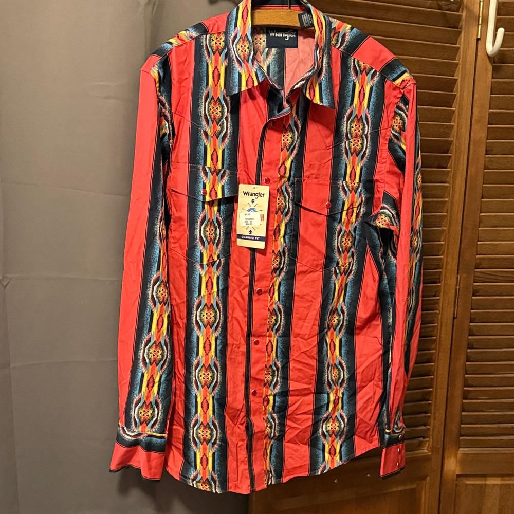 NWT Wrangler Western button up